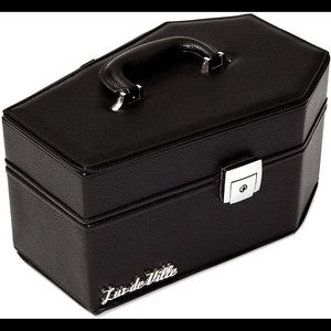 coffin makeup case